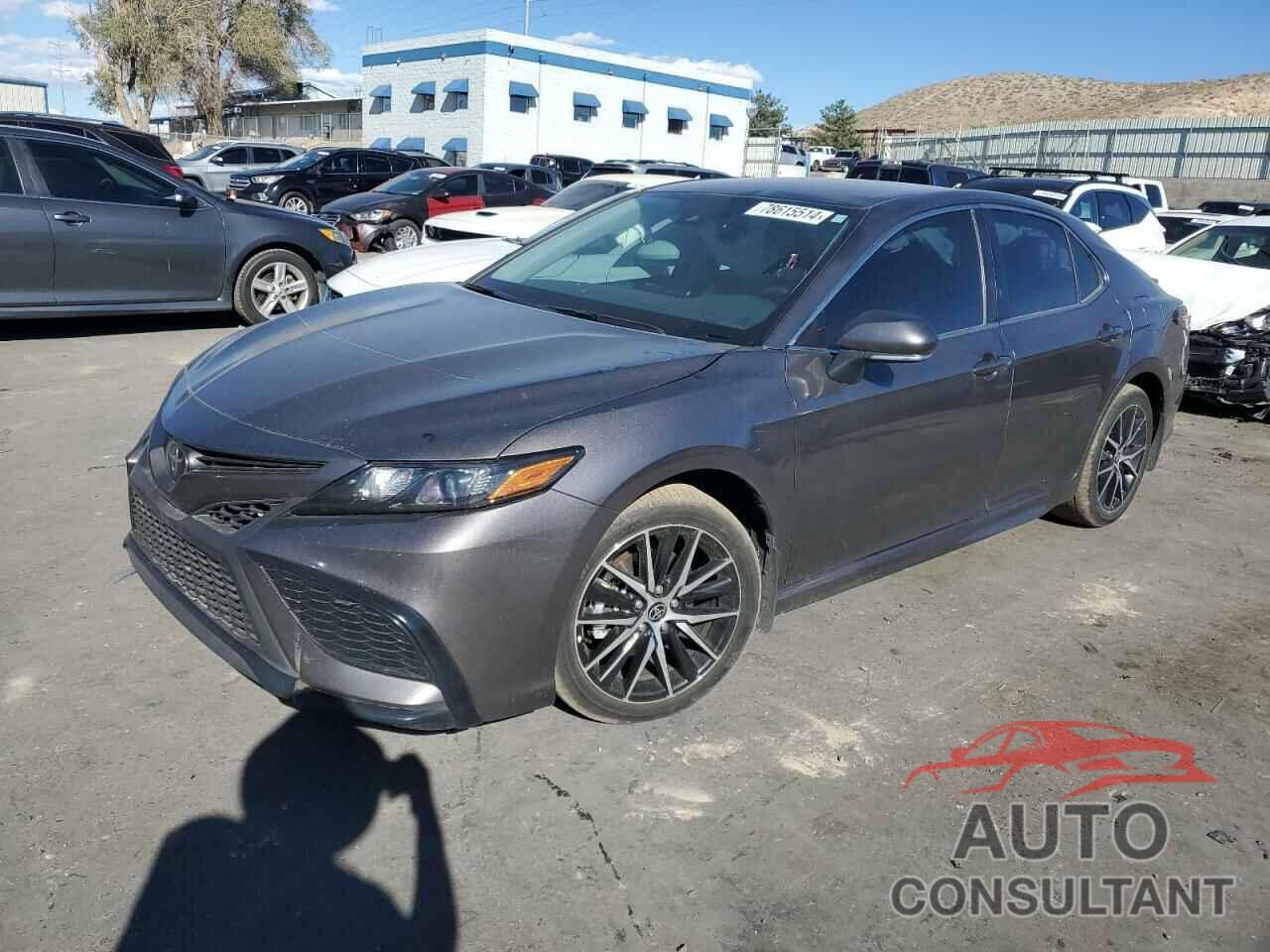 TOYOTA CAMRY 2024 - 4T1G11AK7RU216026
