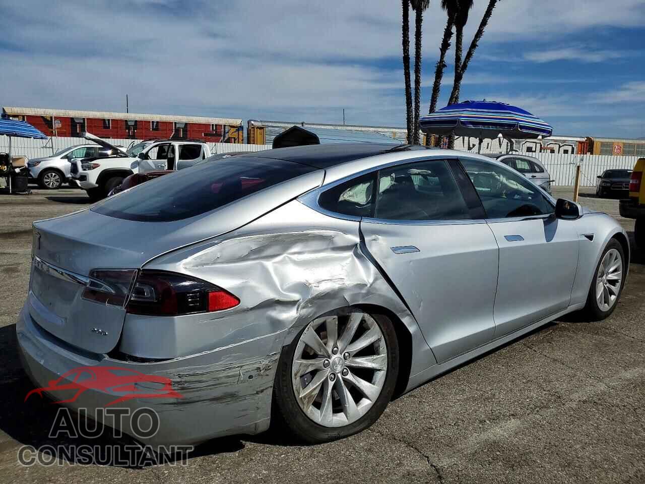 TESLA MODEL S 2017 - 5YJSA1E20HF202632