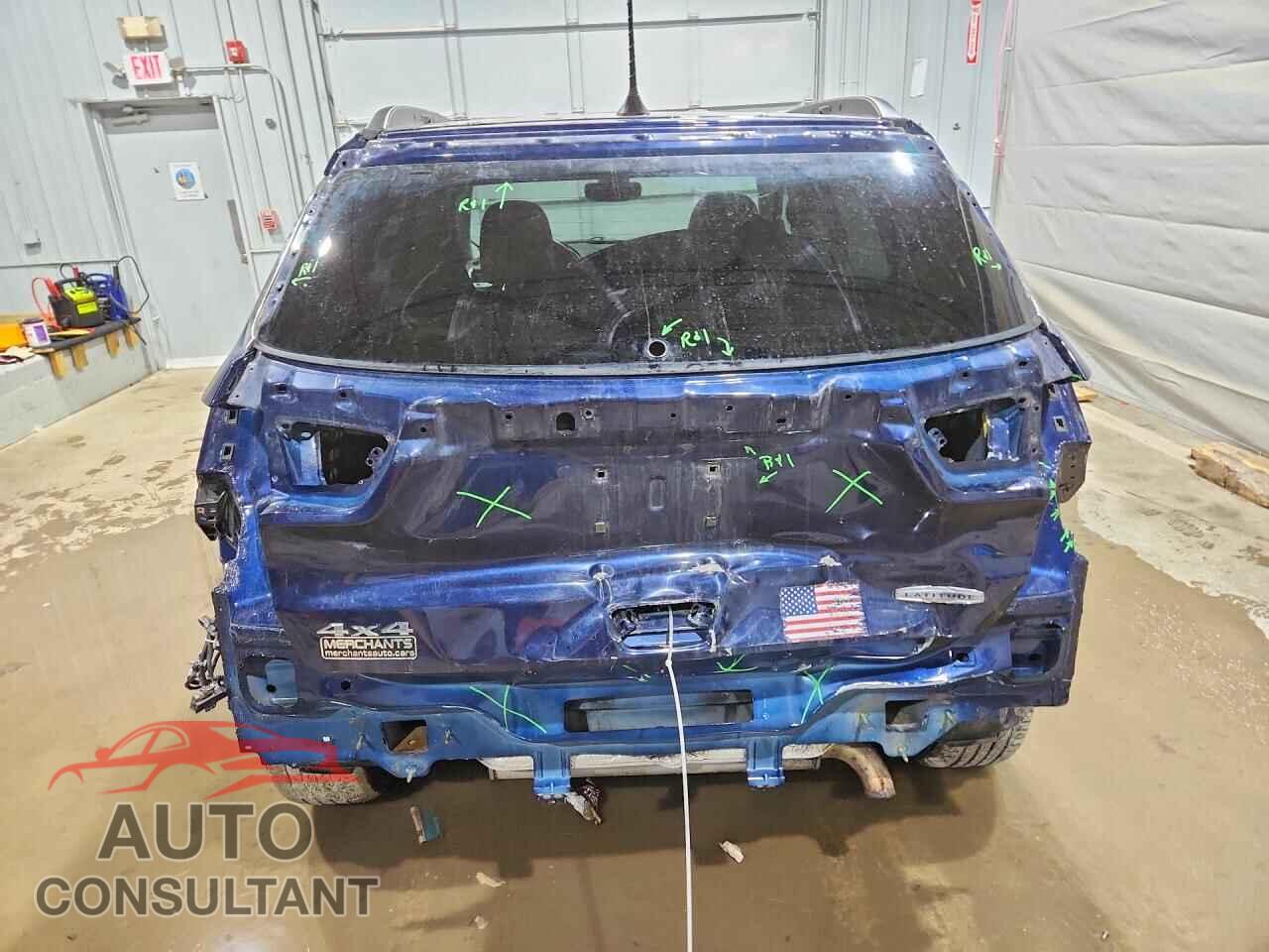 JEEP COMPASS 2017 - 3C4NJDBB7HT688845