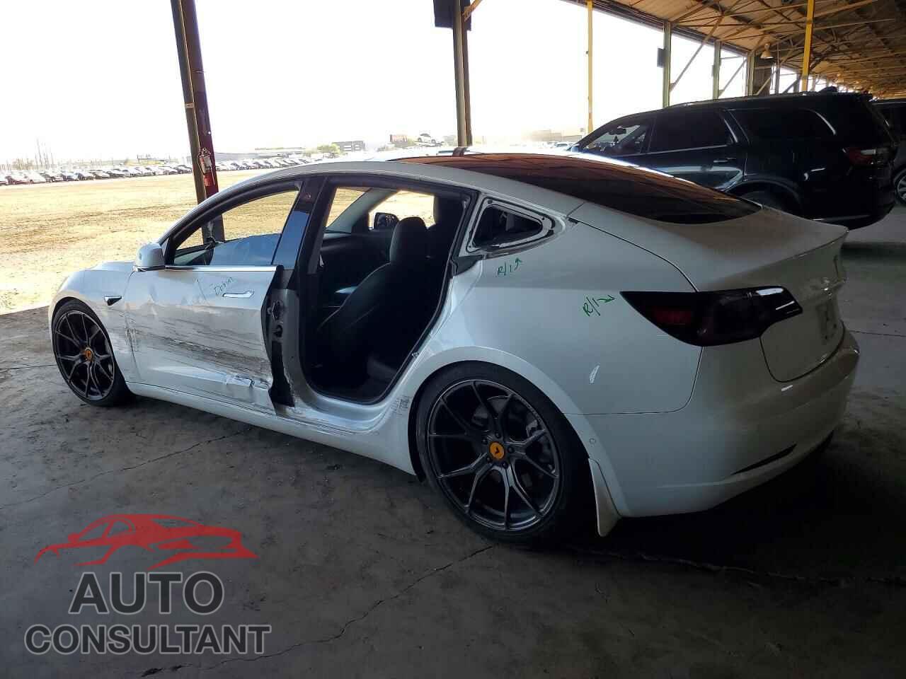 TESLA MODEL 3 2018 - 5YJ3E1EA0JF003814