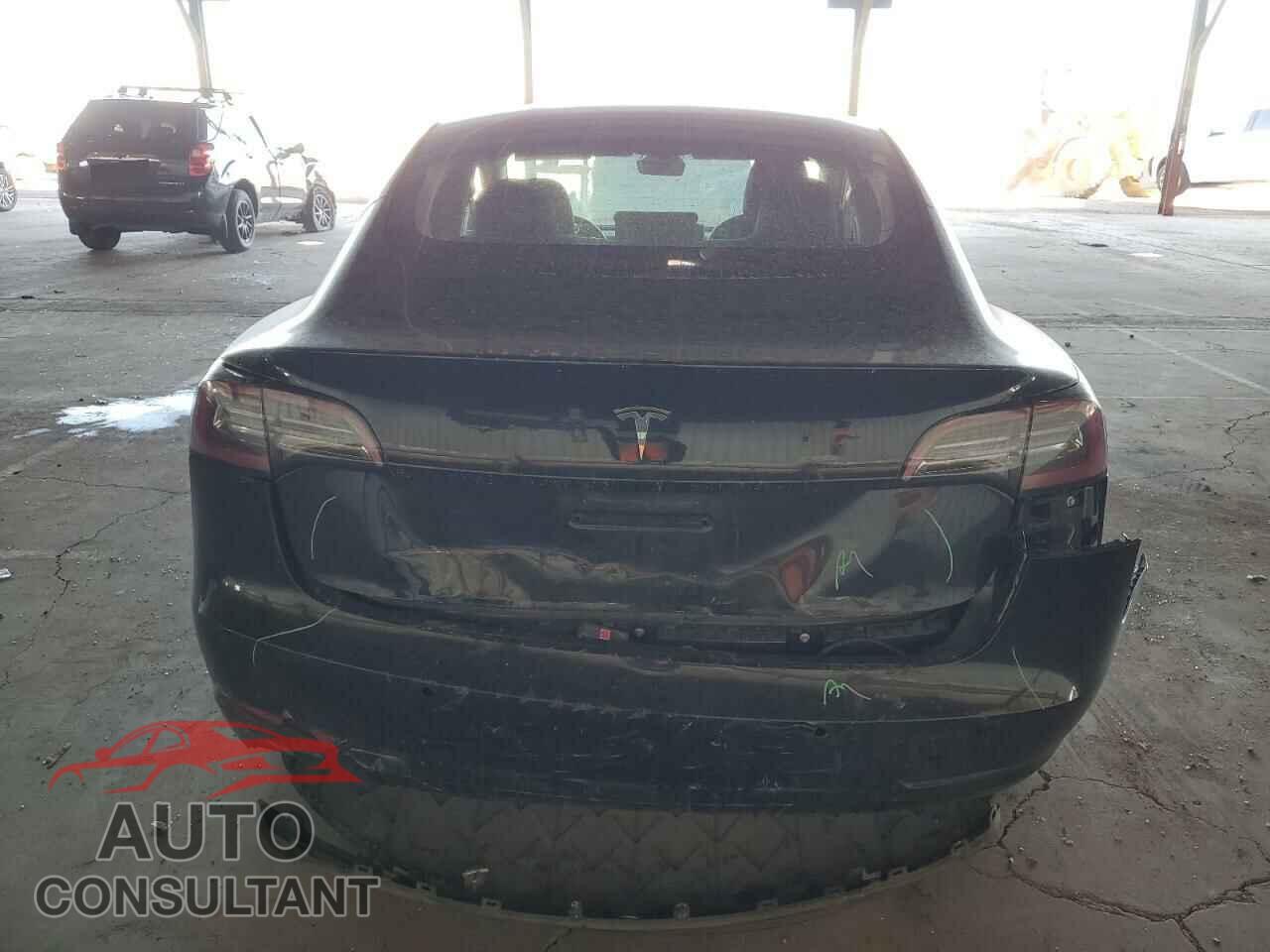 TESLA MODEL 3 2019 - 5YJ3E1EA3KF190001