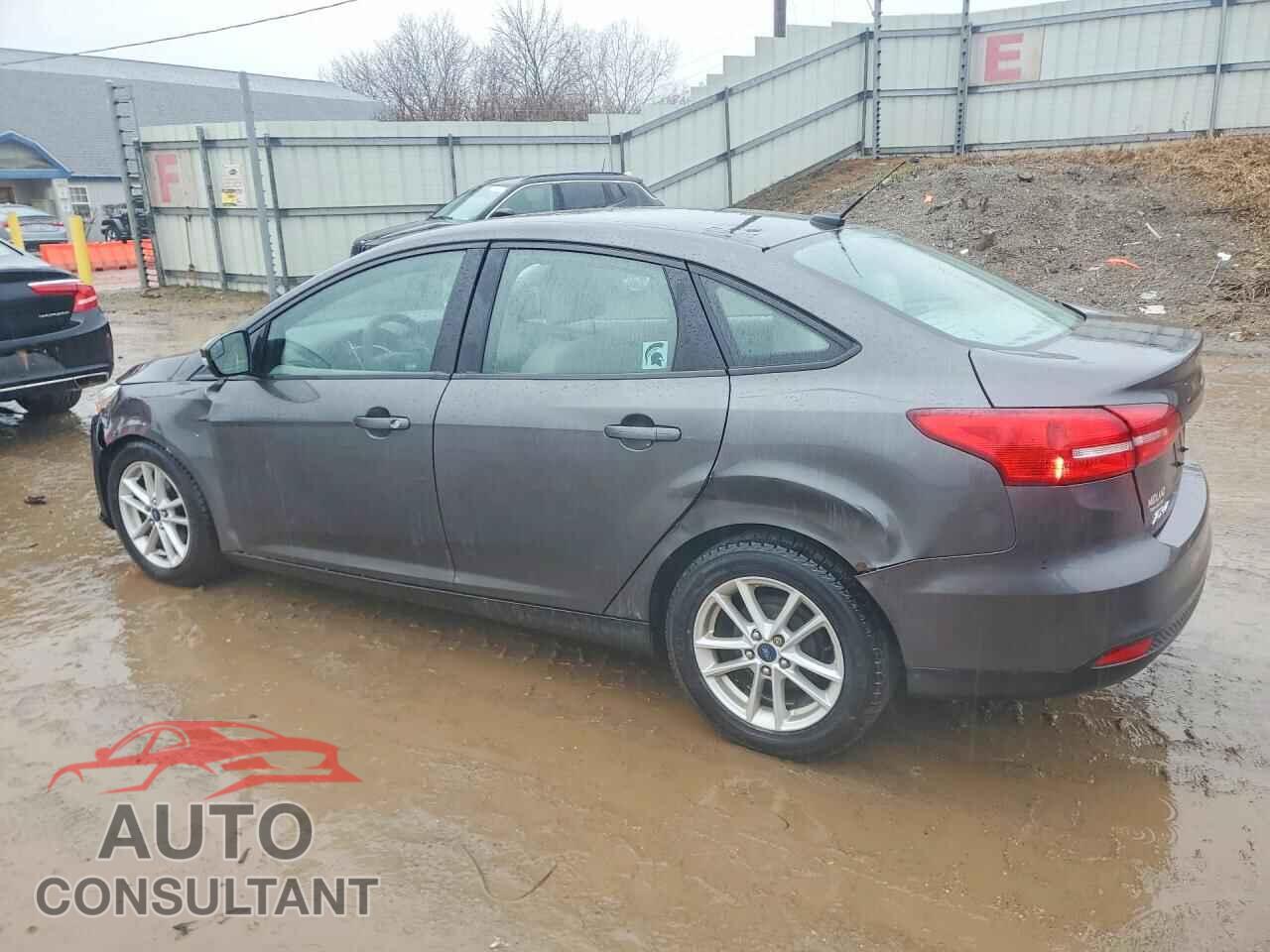 FORD FOCUS 2015 - 1FADP3F20FL356338