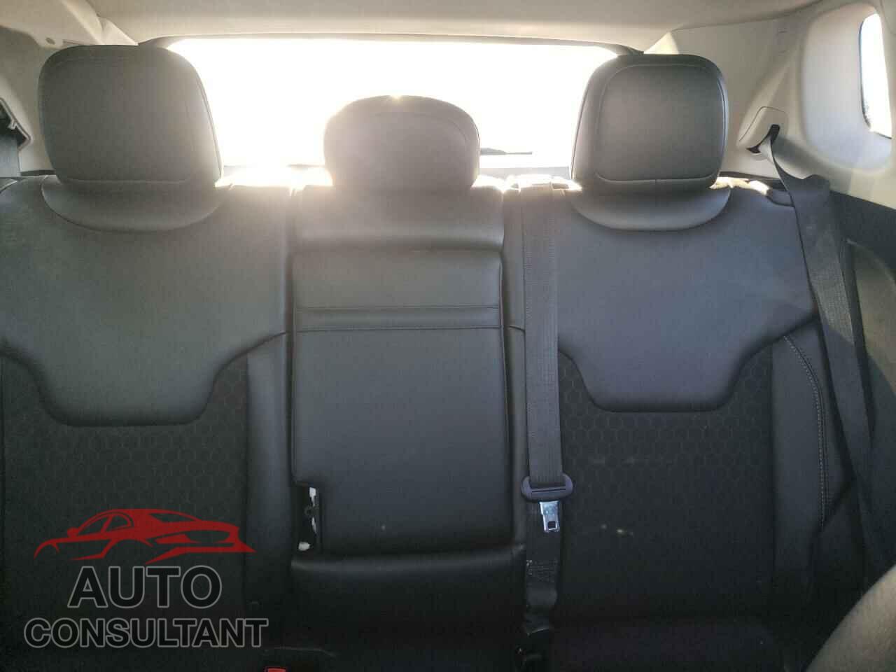 JEEP COMPASS 2018 - 3C4NJDBB7JT355809