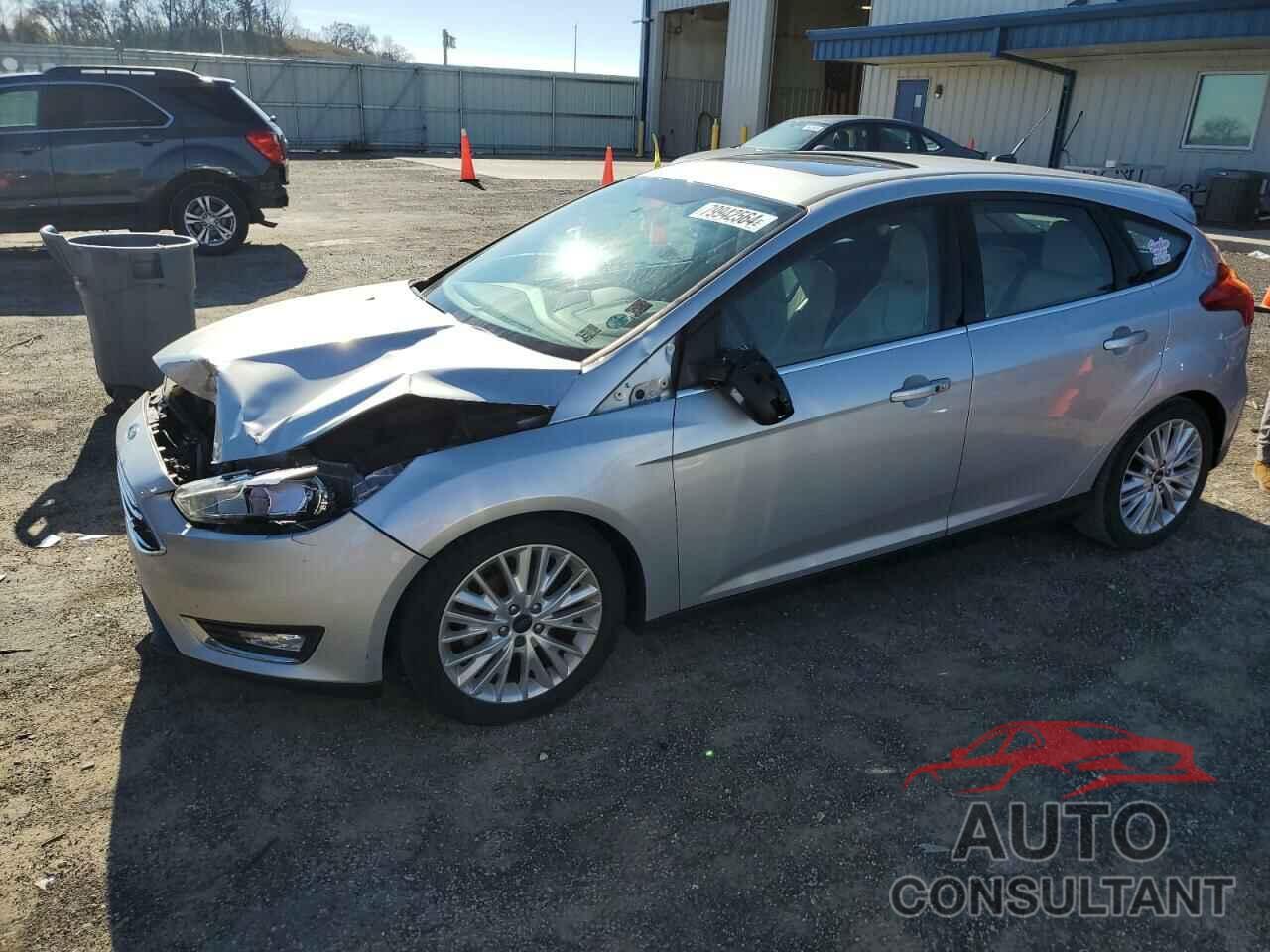 FORD FOCUS 2016 - 1FADP3N22GL295223