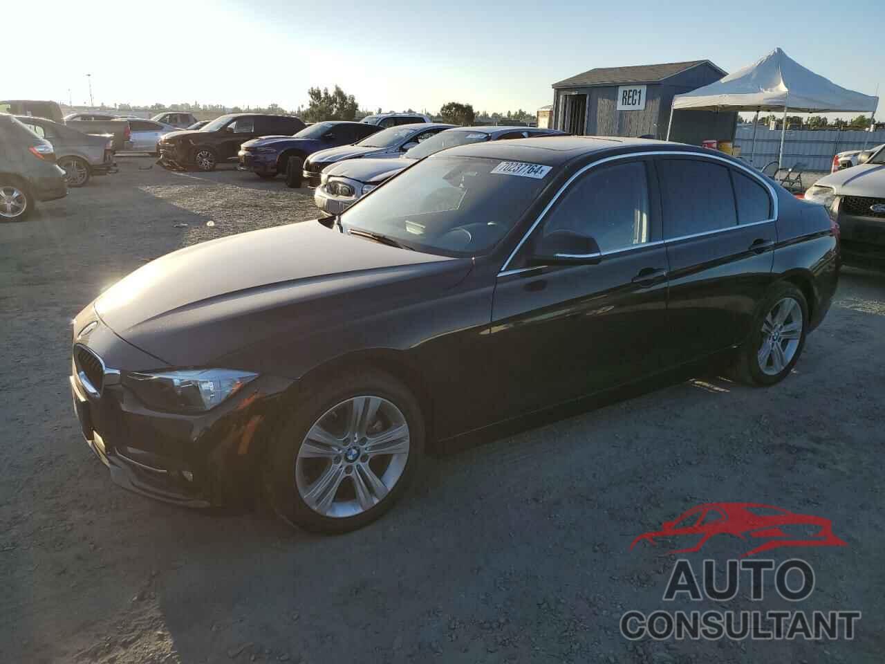 BMW 3 SERIES 2017 - WBA8B9C52HK675886