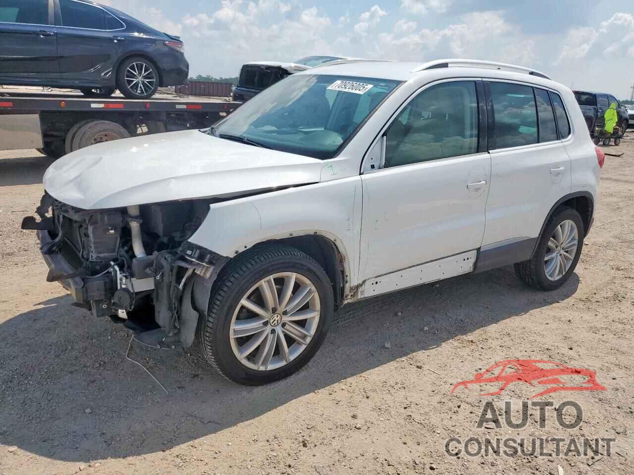 VOLKSWAGEN TIGUAN 2014 - WVGAV3AX3EW621266