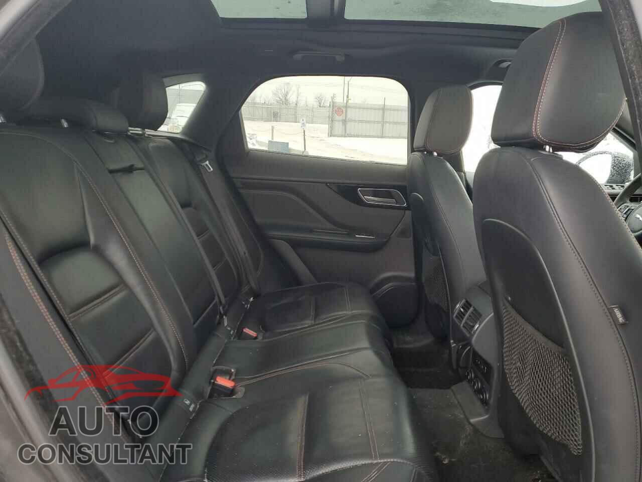 JAGUAR F-PACE 2017 - SADCK2BV5HA897497