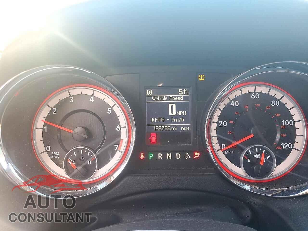 DODGE CARAVAN 2011 - 2D4RN5DG2BR679021
