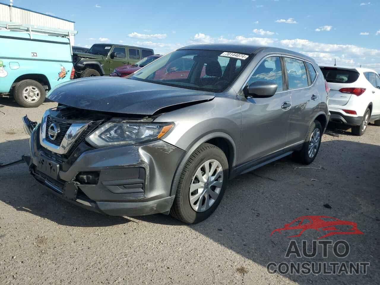 NISSAN ROGUE 2017 - KNMAT2MV2HP521141