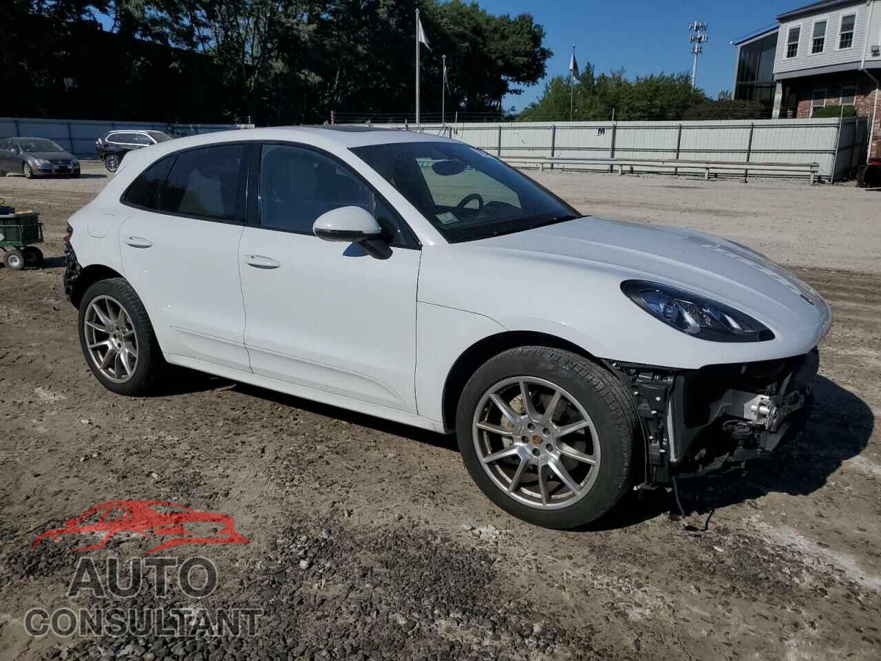 PORSCHE MACAN 2017 - WP1AB2A54HLB21157