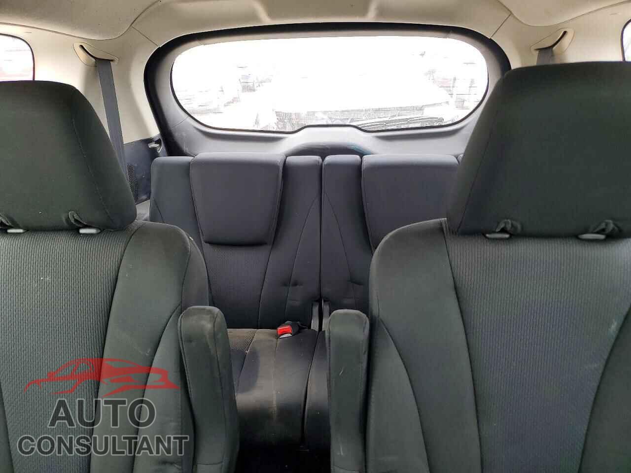 MAZDA 5 2015 - JM1CW2BL7F0184747