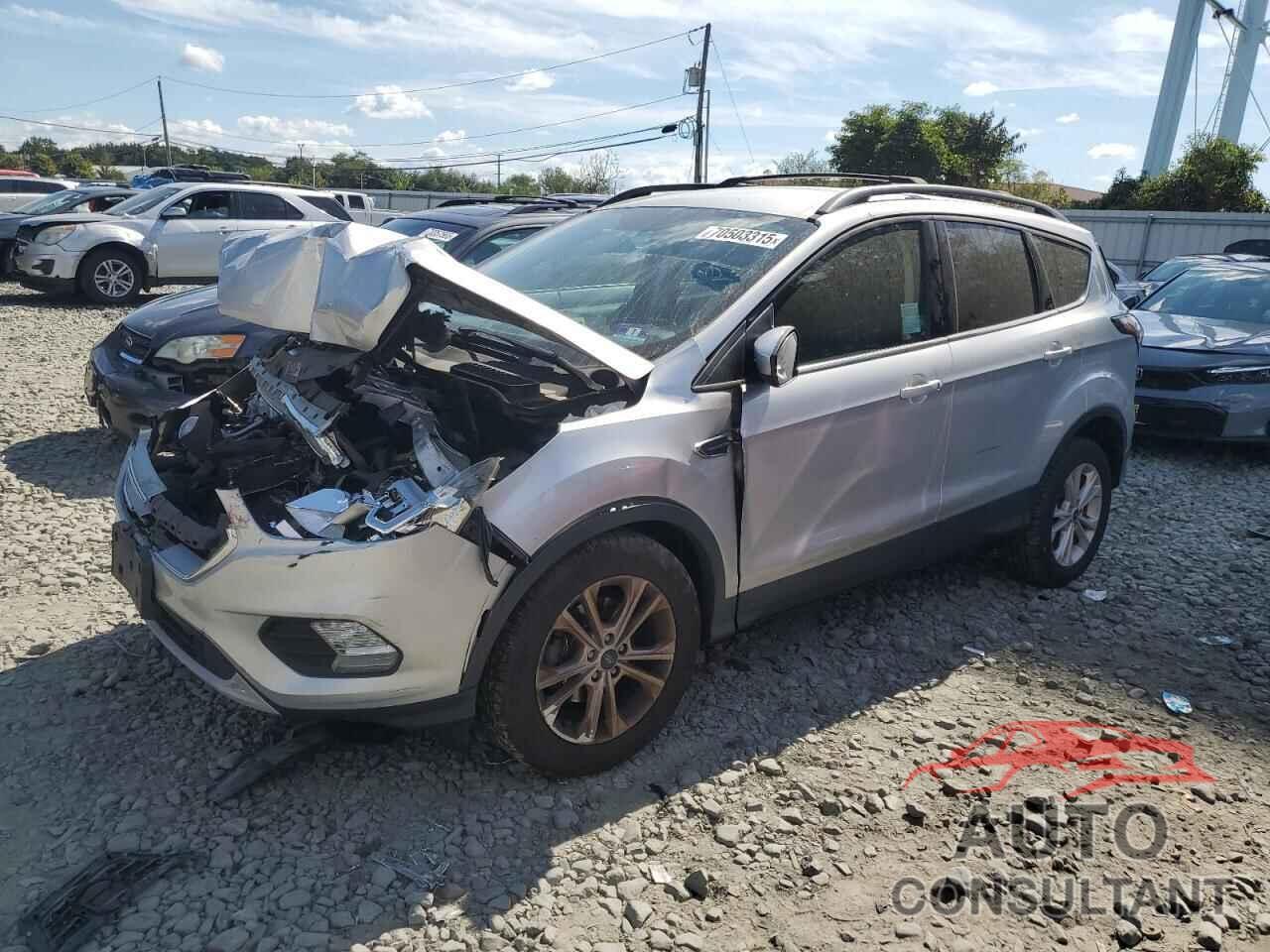 FORD ESCAPE 2017 - 1FMCU0GD3HUD29012