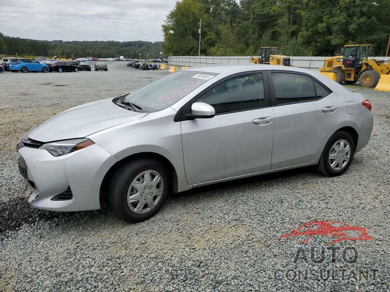 TOYOTA COROLLA 2018 - 5YFBURHE5JP764547