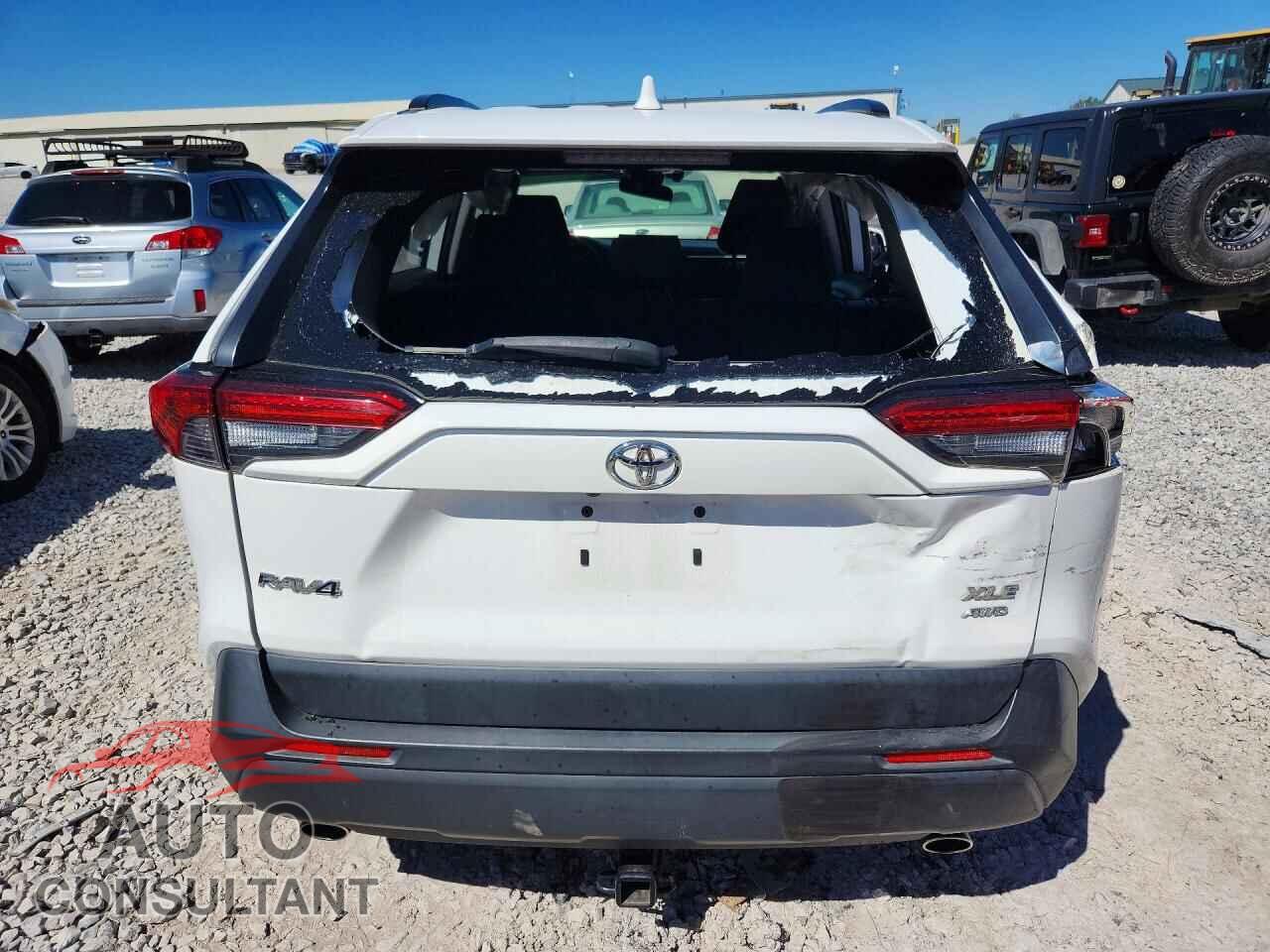 TOYOTA RAV4 2019 - JTMP1RFV3KD024484