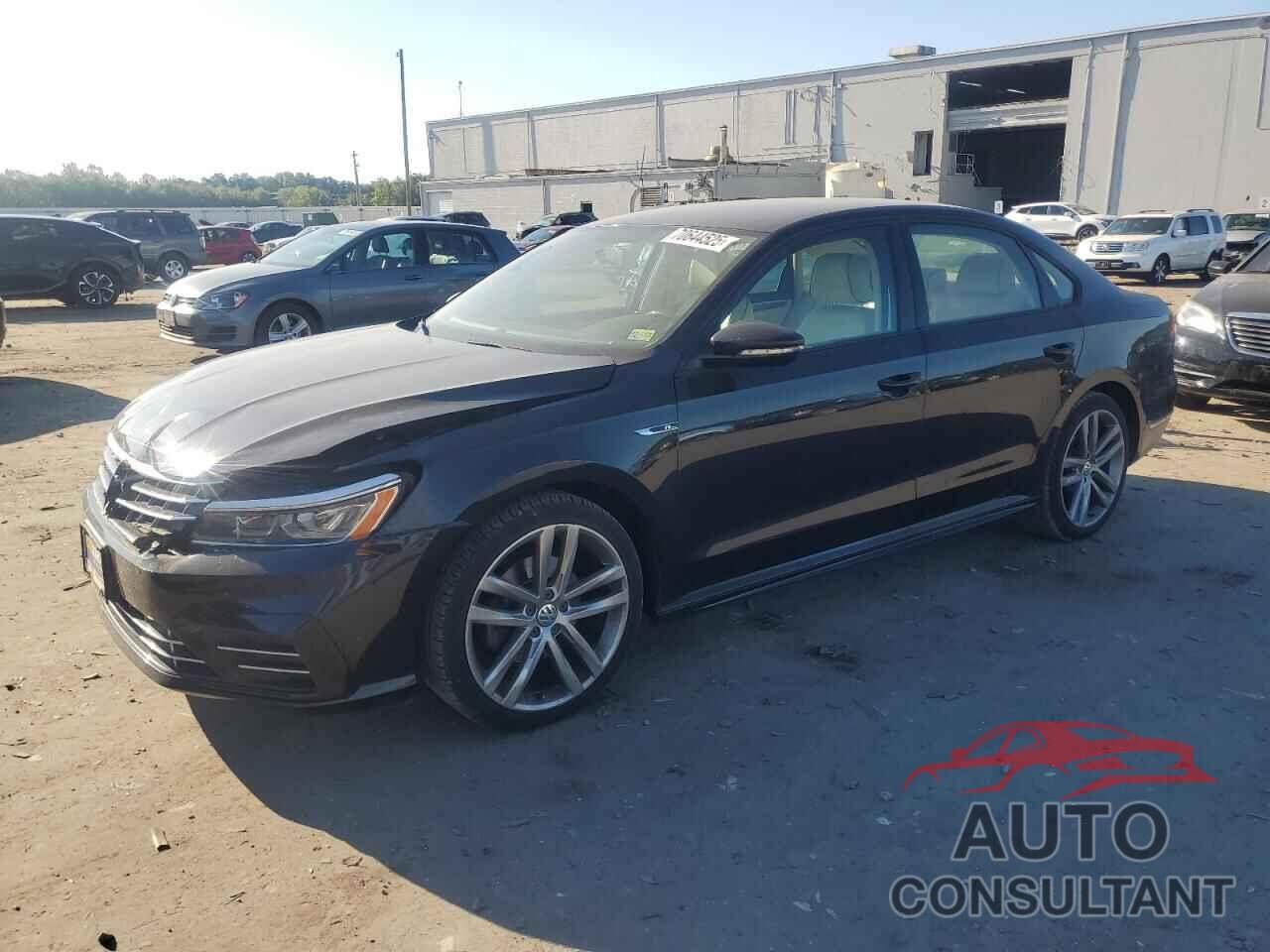 VOLKSWAGEN PASSAT 2018 - 1VWAA7A35JC044897