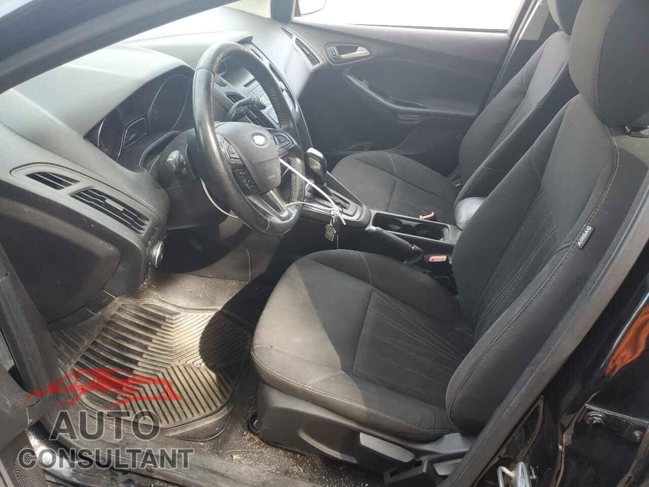 FORD FOCUS 2016 - 1FADP3K27GL334103