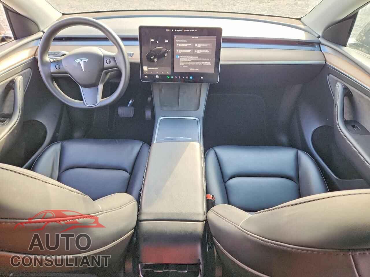 TESLA MODEL Y 2024 - 7SAYGDED6RF056284