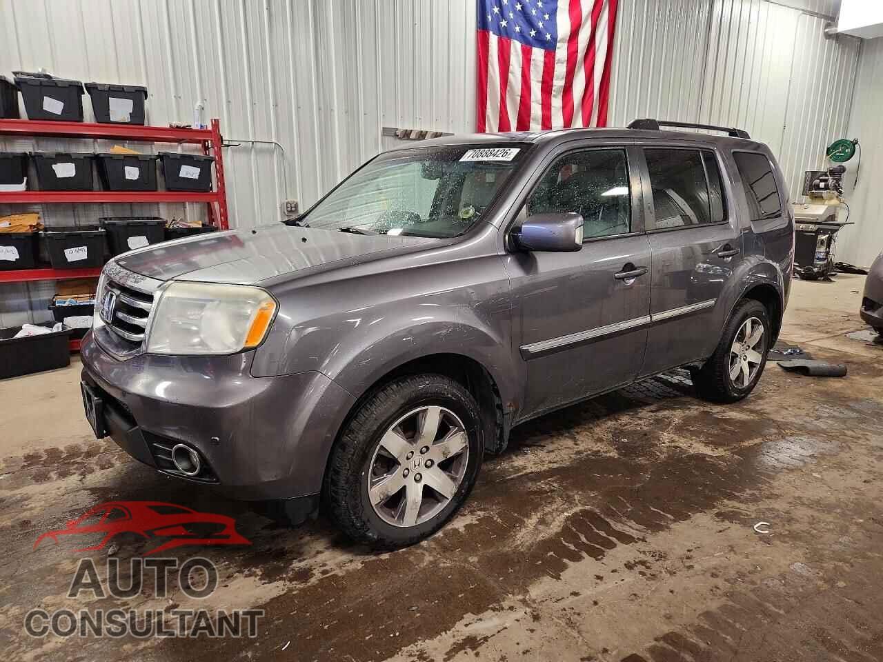 HONDA PILOT 2015 - 5FNYF4H99FB033956