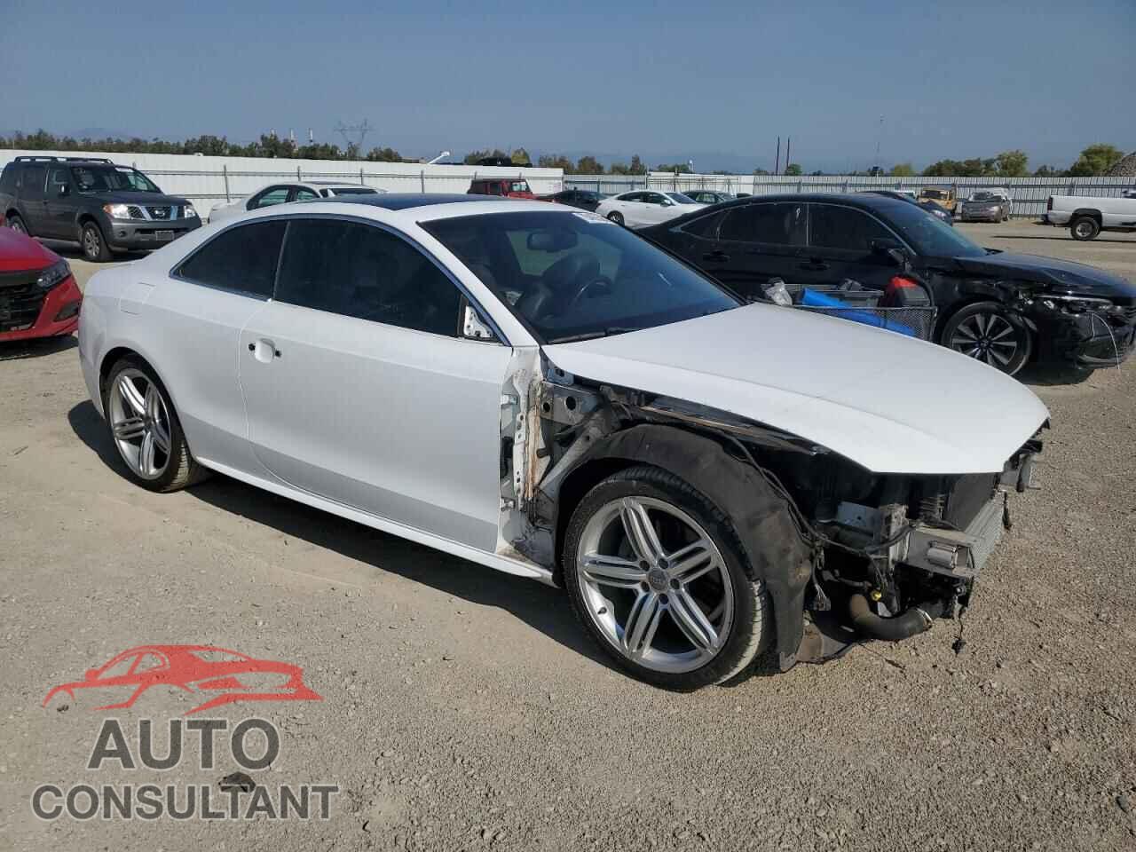 AUDI A5 2013 - WAUWFAFR1DA020274