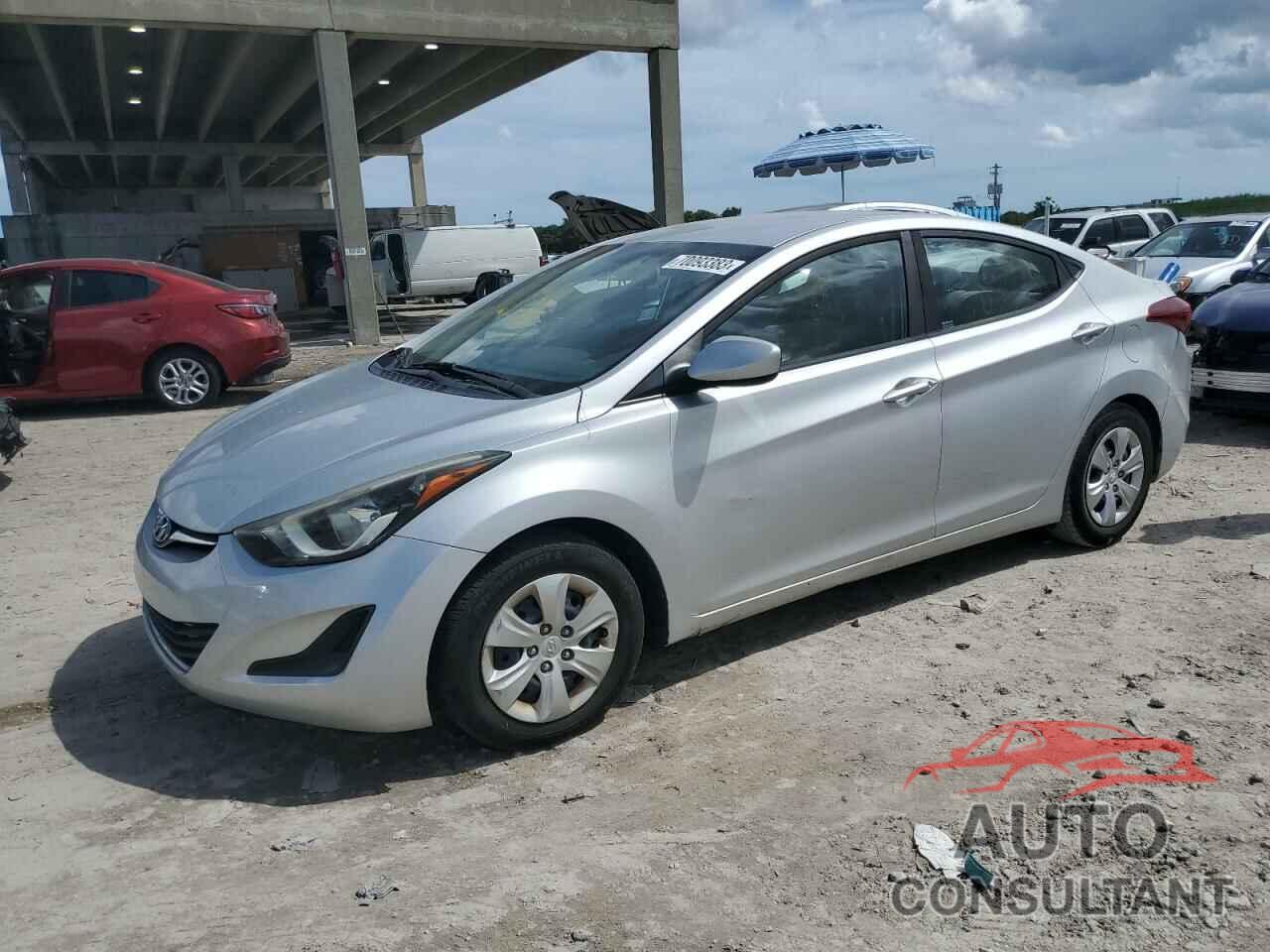 HYUNDAI ELANTRA 2016 - 5NPDH4AE7GH749810