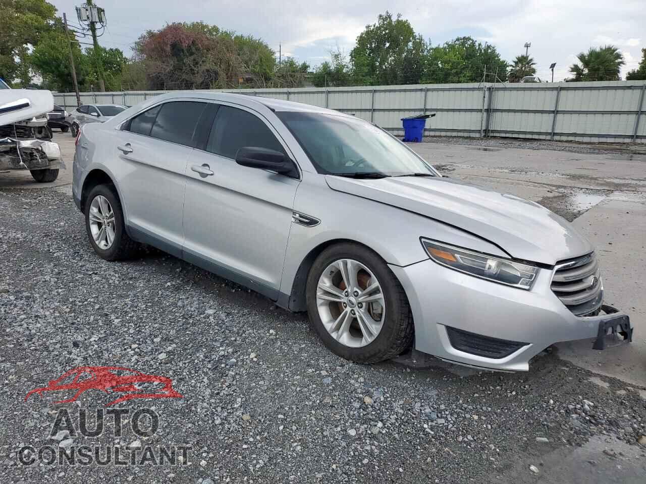 FORD TAURUS 2017 - 1FAHP2D88HG108787