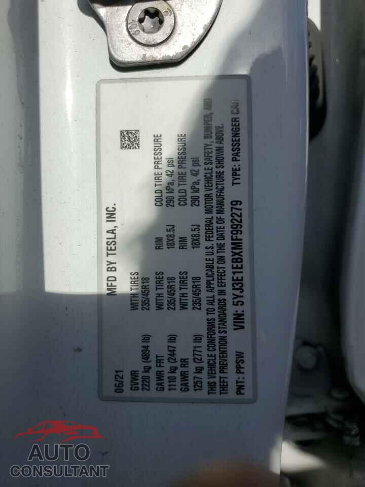 TESLA MODEL 3 2021 - 5YJ3E1EBXMF992279