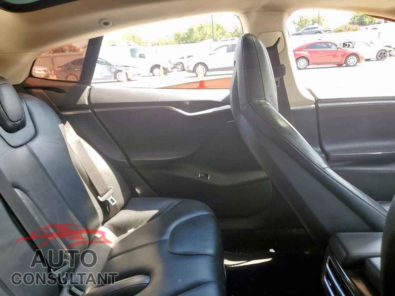 TESLA MODEL S 2014 - 5YJSA1H15EFP44971