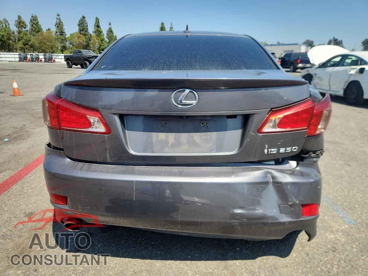 LEXUS IS 2012 - JTHBF5C29C5167903