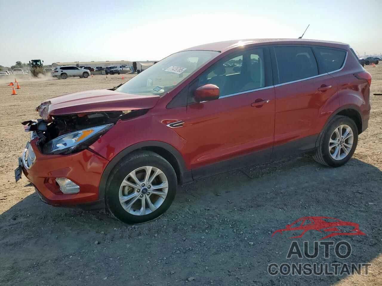 FORD ESCAPE 2019 - 1FMCU0GD6KUB59445