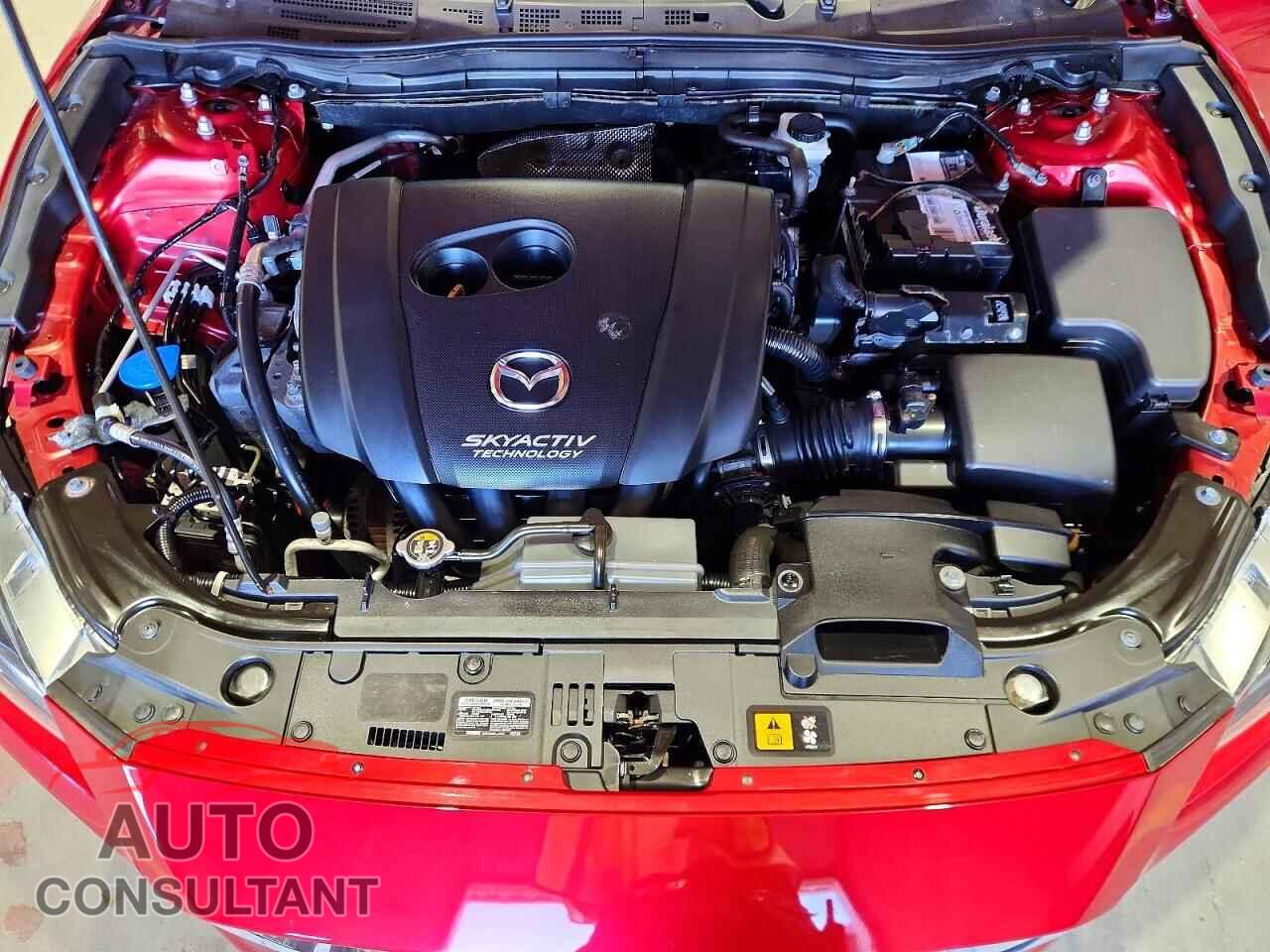 MAZDA 3 2018 - 3MZBN1M39JM215523