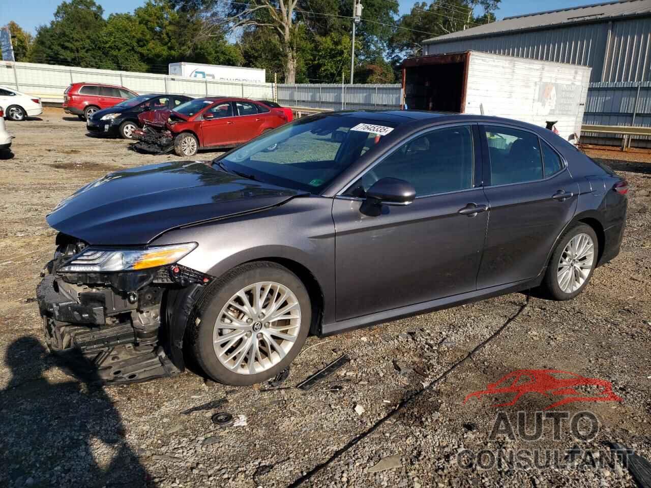 TOYOTA CAMRY 2020 - 4T1F11AK4LU928464