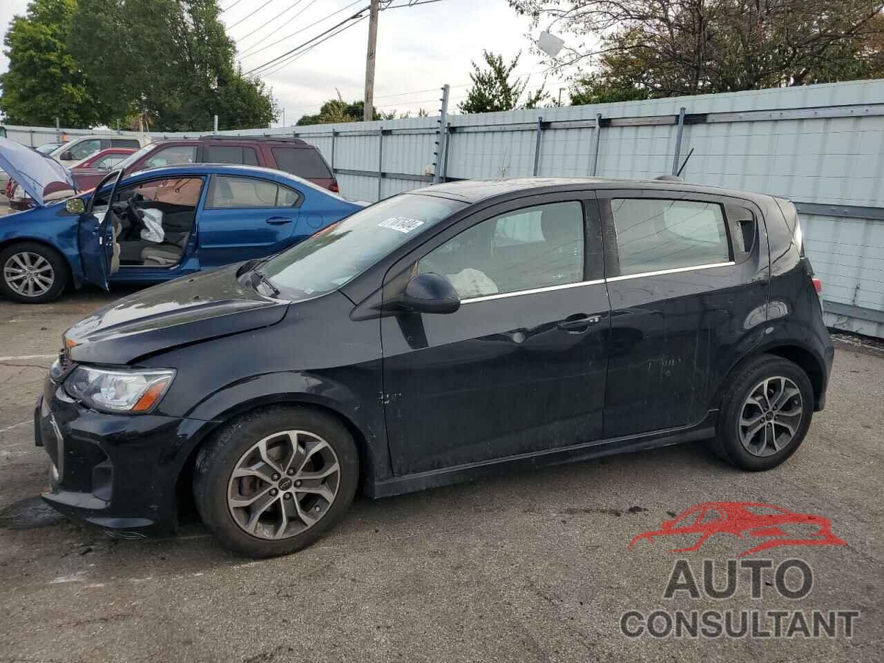 CHEVROLET SONIC 2018 - 1G1JD6SH5J4138666