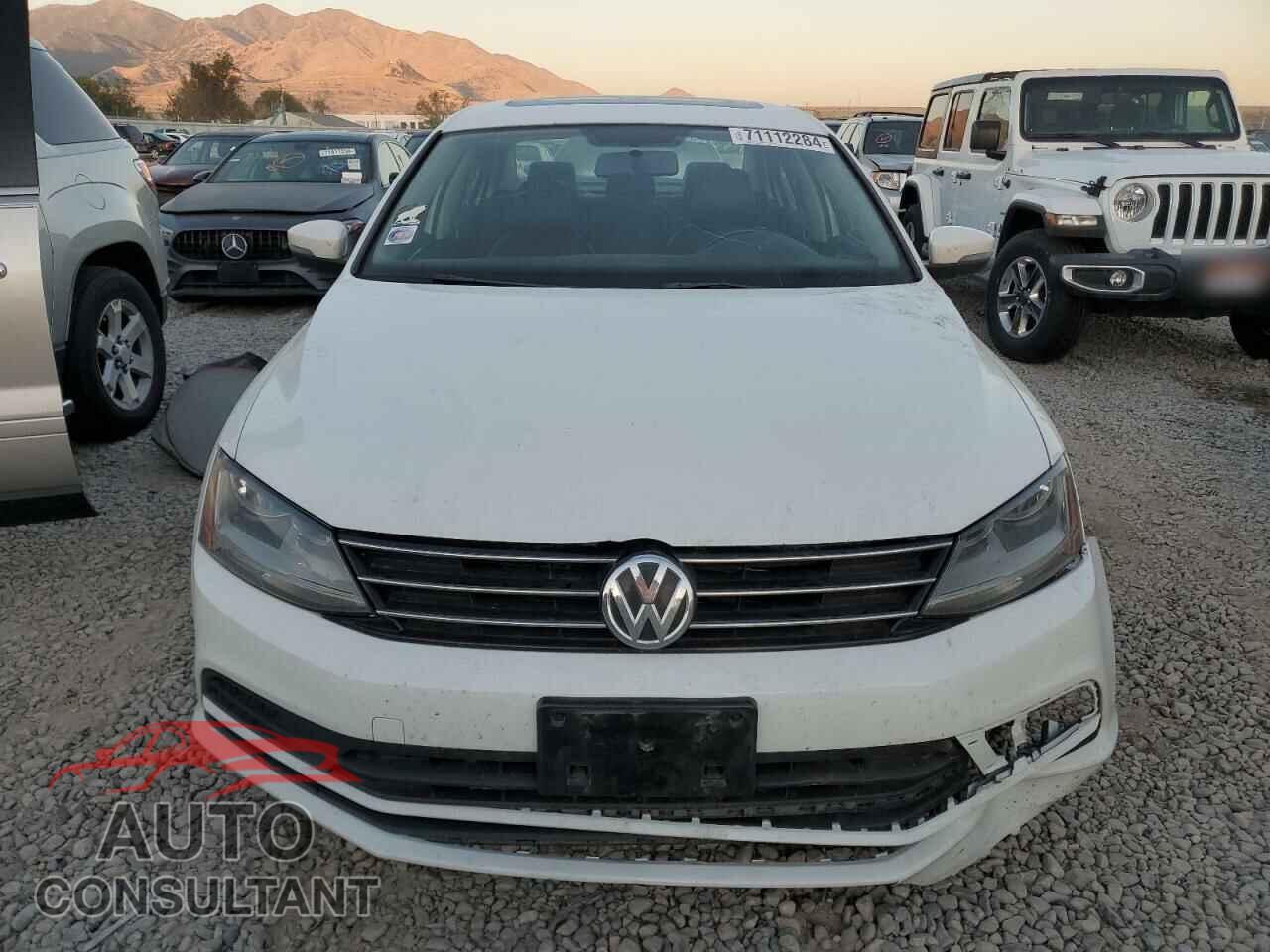 VOLKSWAGEN JETTA 2017 - 3VWDB7AJ3HM394028
