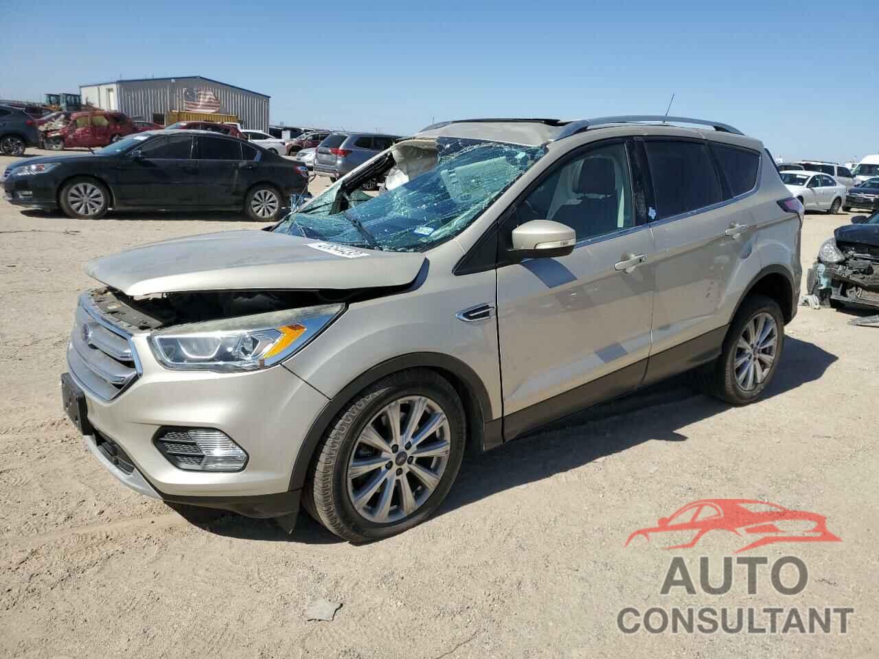 FORD ESCAPE 2017 - 1FMCU9J99HUD94780