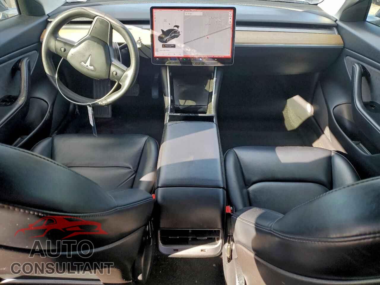 TESLA MODEL 3 2019 - 5YJ3E1EB7KF433740