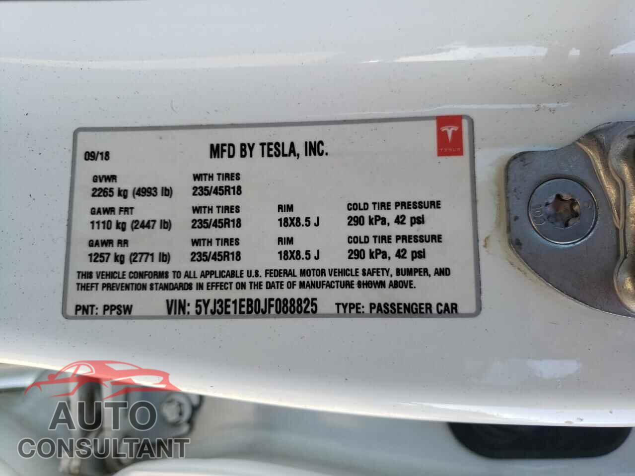 TESLA MODEL 3 2018 - 5YJ3E1EB0JF088825