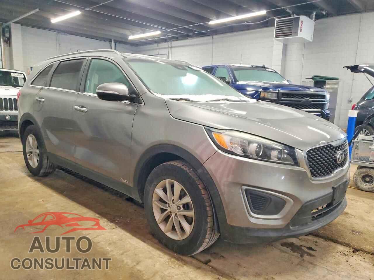 KIA SORENTO 2017 - 5XYPGDA32HG294825