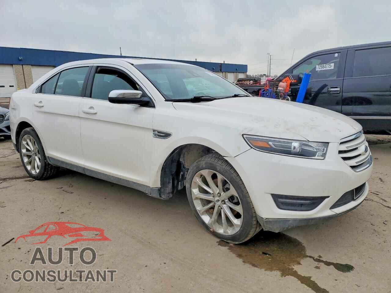 FORD TAURUS 2017 - 1FAHP2J84HG121895
