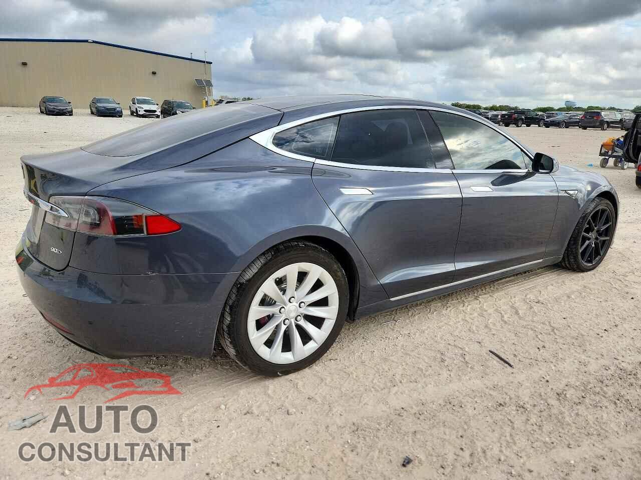 TESLA MODEL S 2016 - 5YJSA1E27GF153511