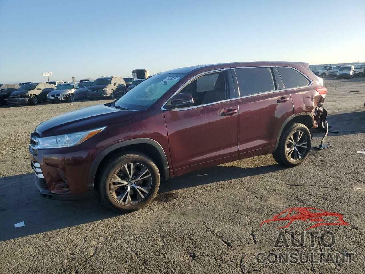 TOYOTA HIGHLANDER 2018 - 5TDZZRFH9JS256540