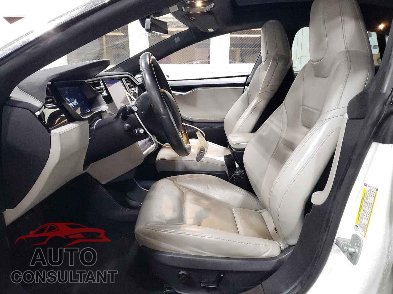 TESLA MODEL S 2015 - 5YJSA1E2XFF108402