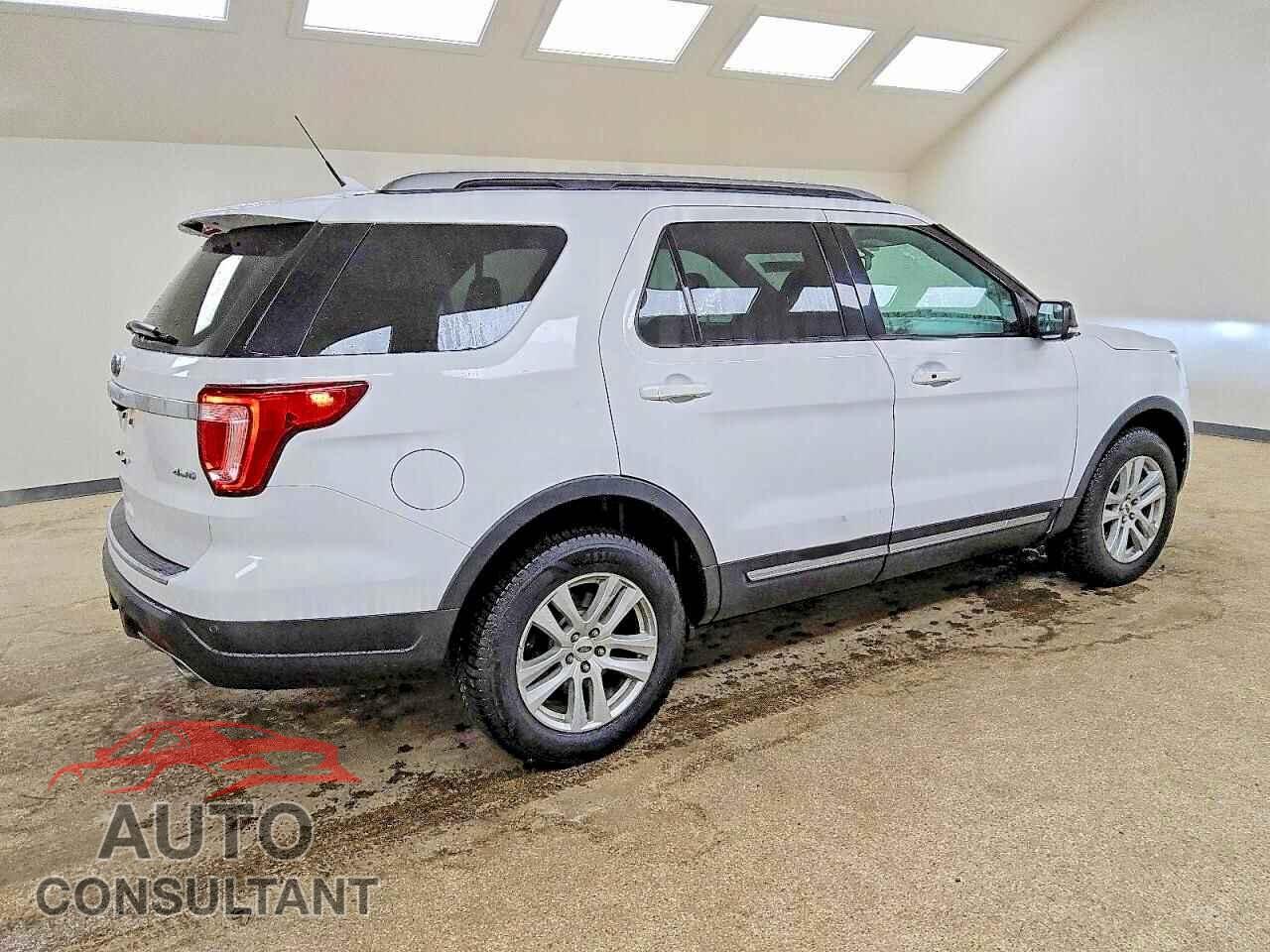 FORD EXPLORER 2018 - 1FM5K8D81JGB30999