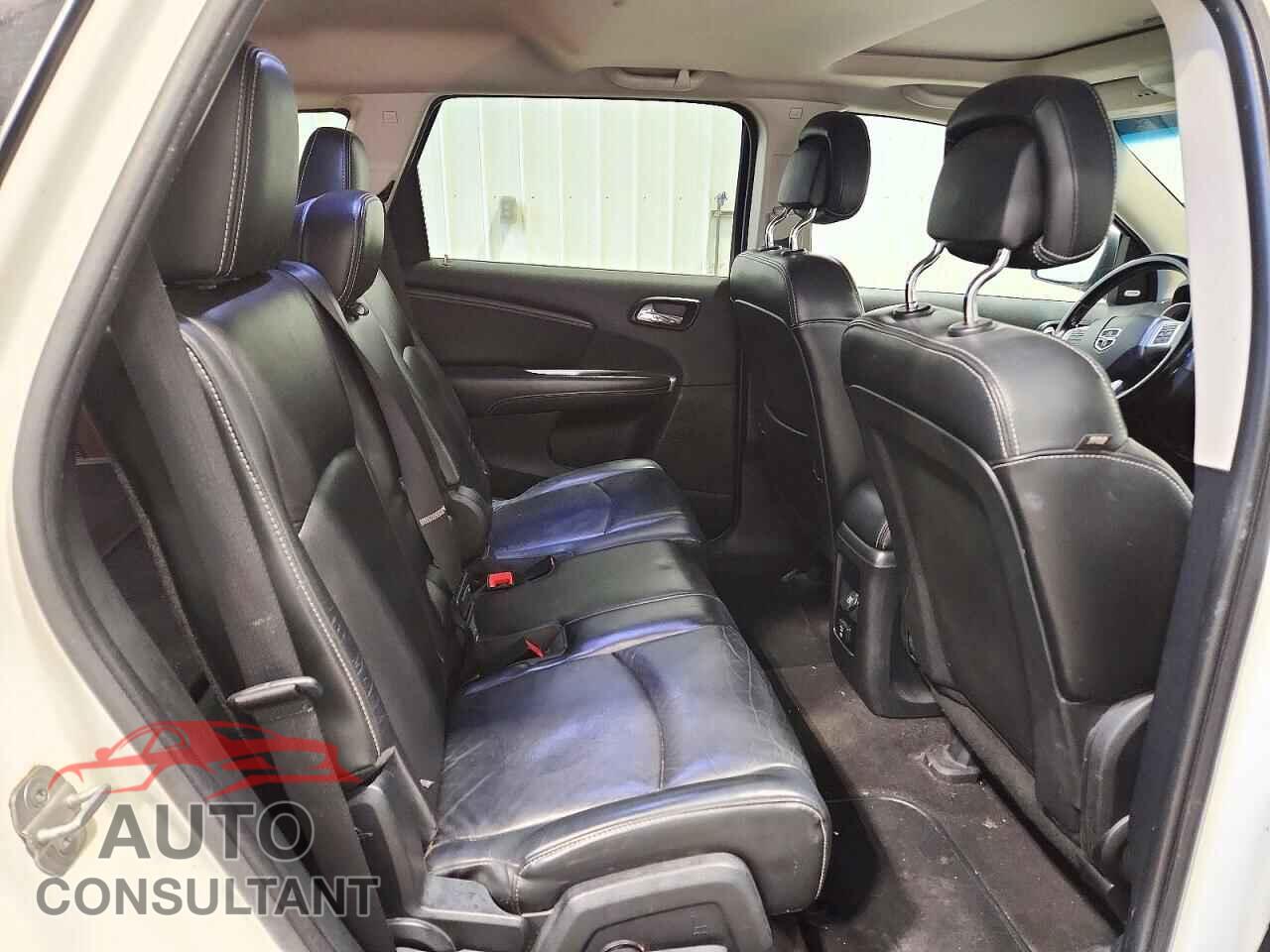 DODGE JOURNEY 2011 - 3D4PH6FG3BT570551