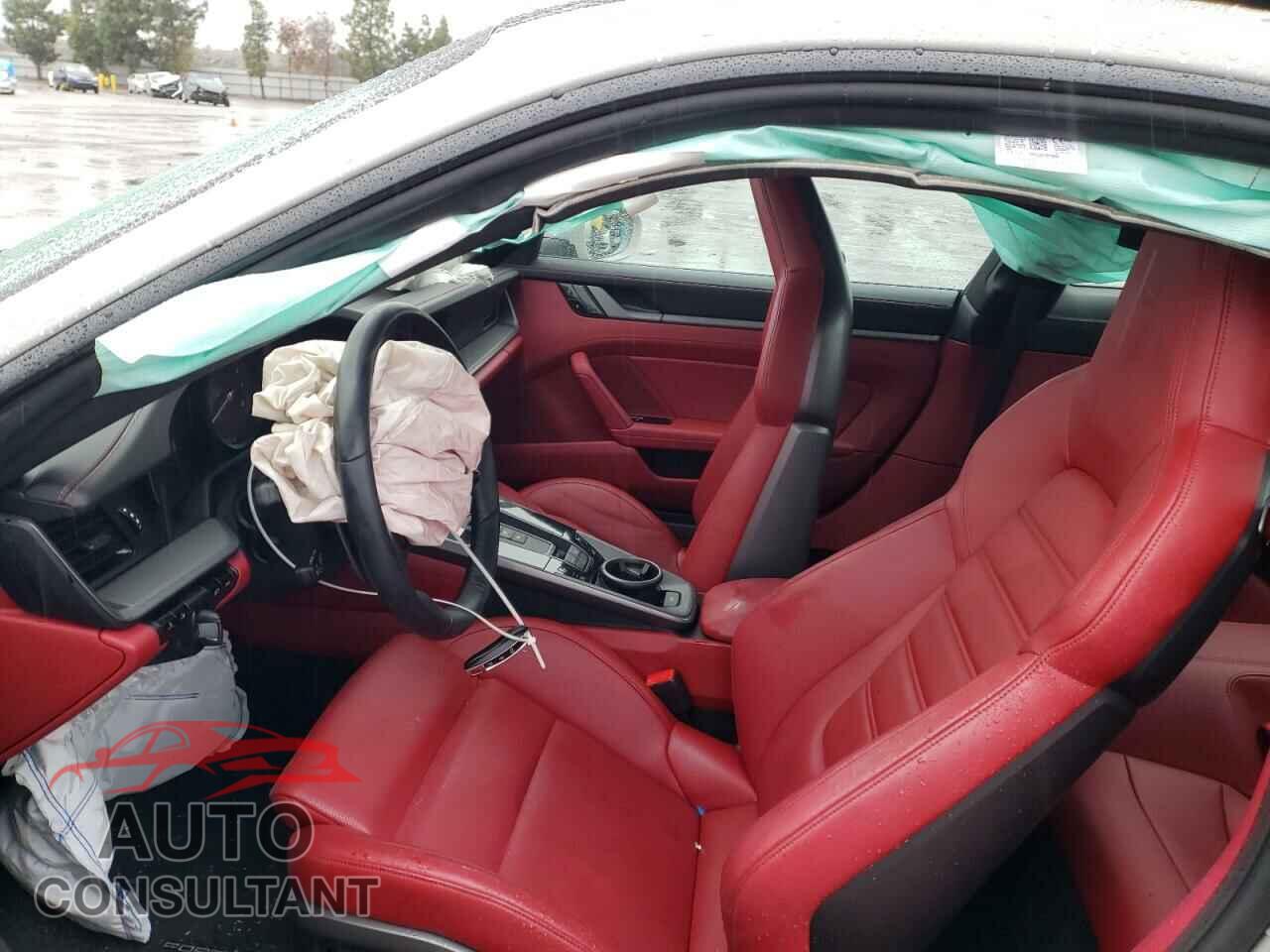 PORSCHE 911 2021 - WP0AA2A94MS205700
