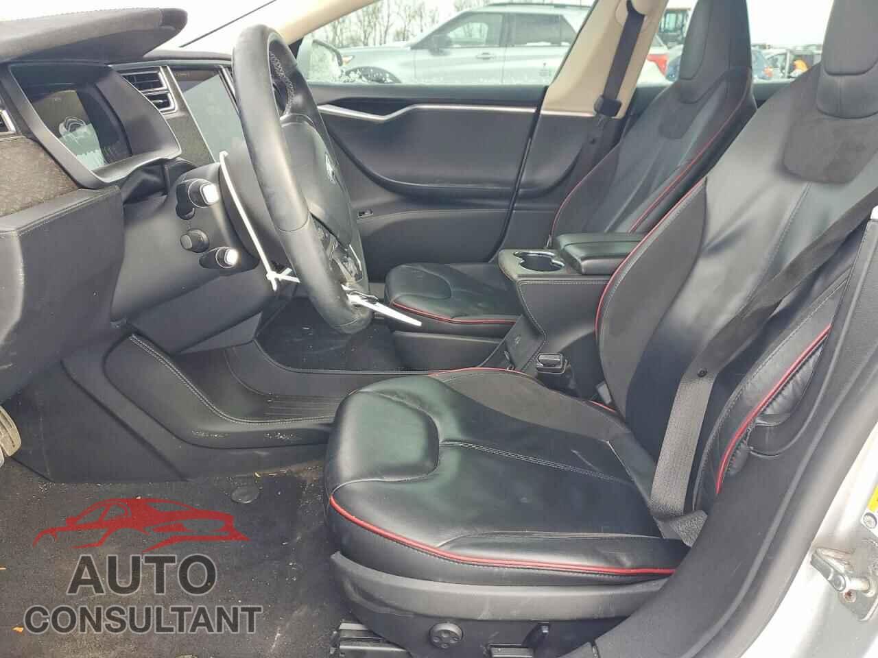 TESLA MODEL S 2014 - 5YJSA1H19EFP52877