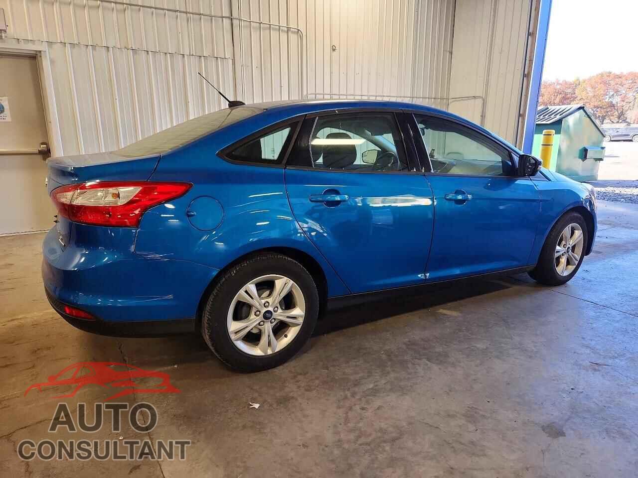 FORD FOCUS 2013 - 1FADP3F27DL296104
