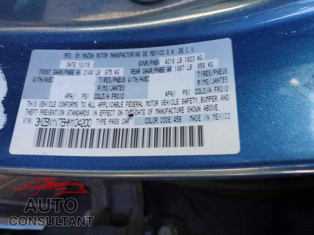 MAZDA 3 2017 - 3MZBN1V76HM104200