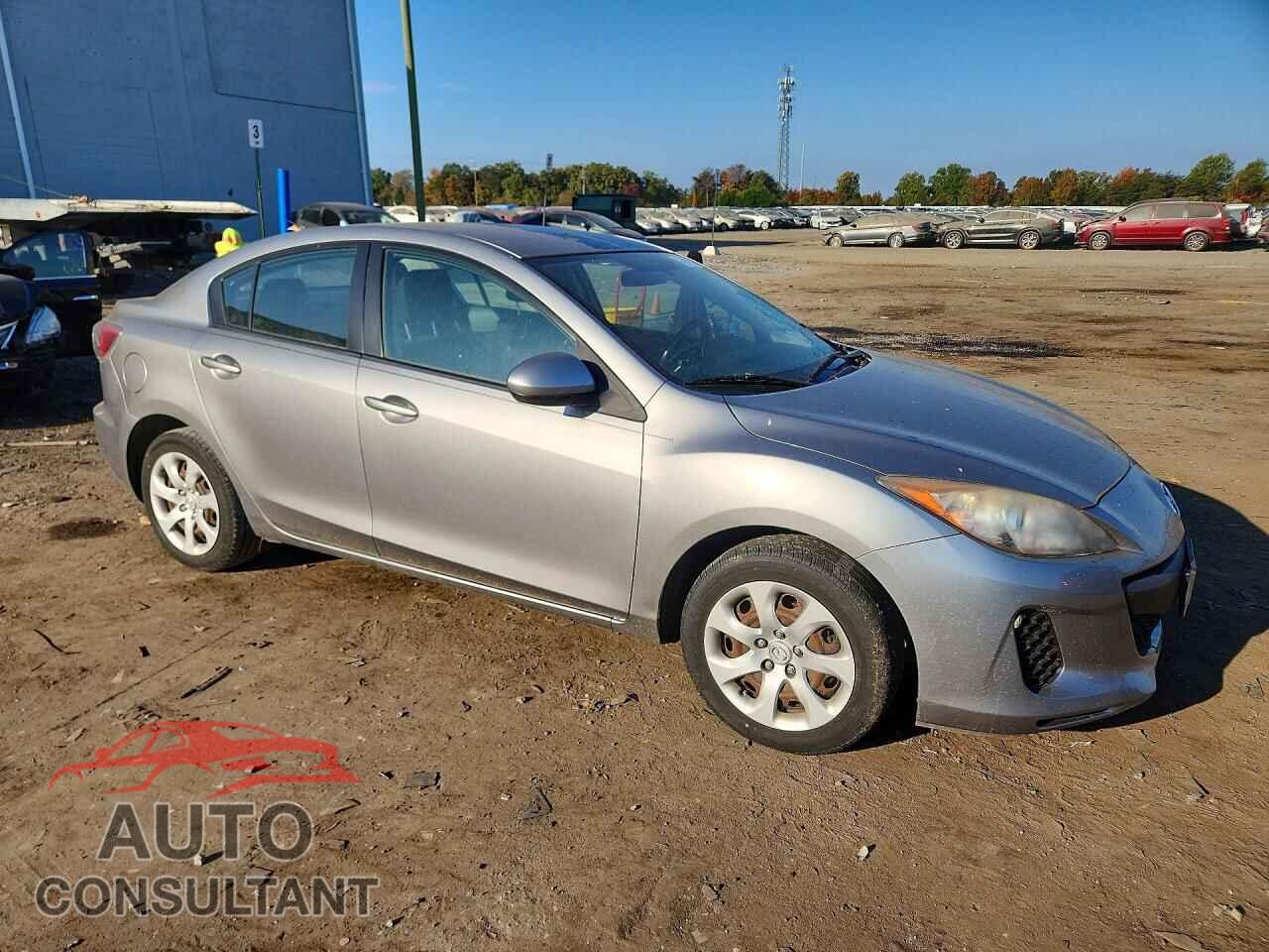 MAZDA 3 2013 - JM1BL1U76D1737703