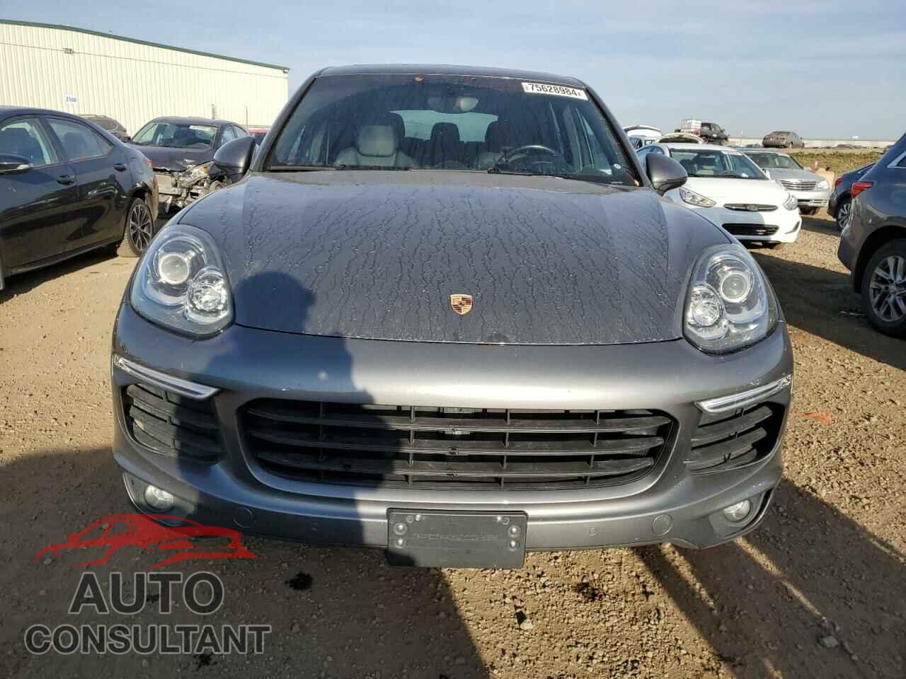 PORSCHE CAYENNE 2016 - WP1AA2A27GLA06169