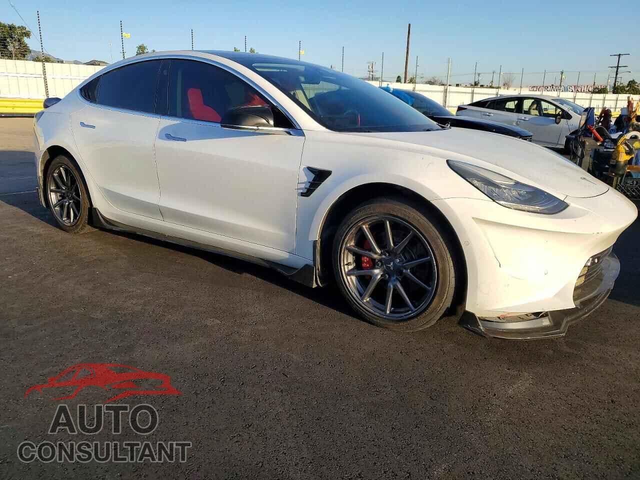 TESLA MODEL 3 2019 - 5YJ3E1EA3KF427294